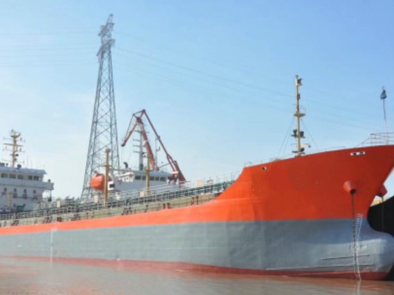 售：2005年近海4600吨一级油船