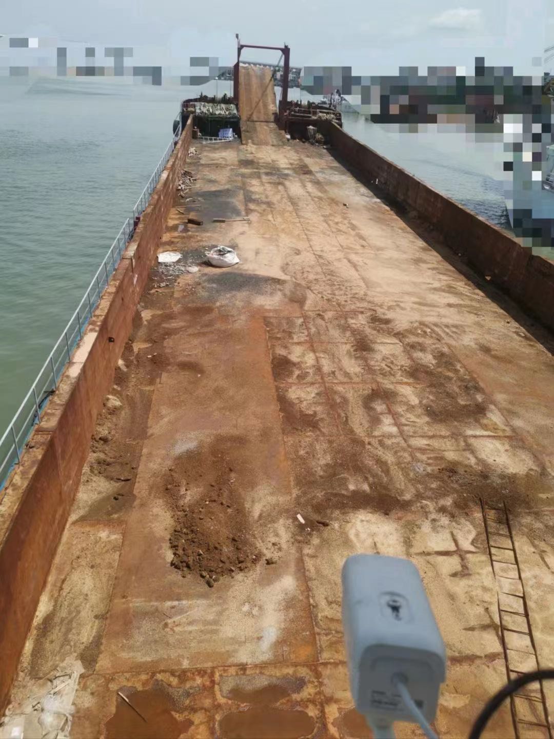 出售2017年江苏造3386吨后驾甲板驳，