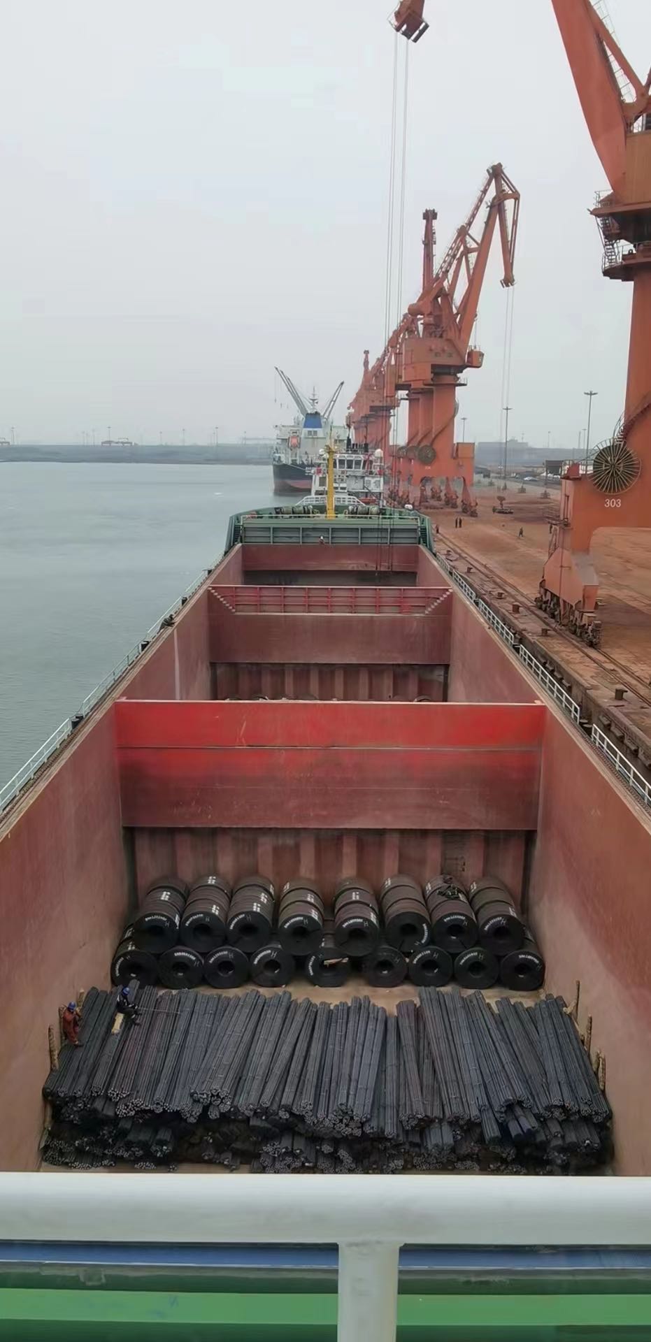 双机17200吨近海散货船