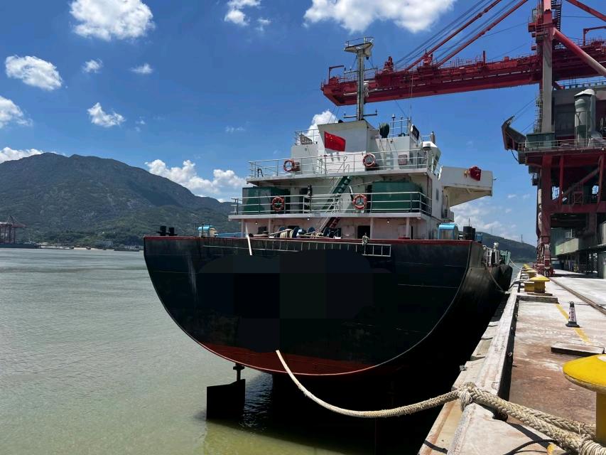 出售沿海7600吨江苏造散货船2021年2月建设完工