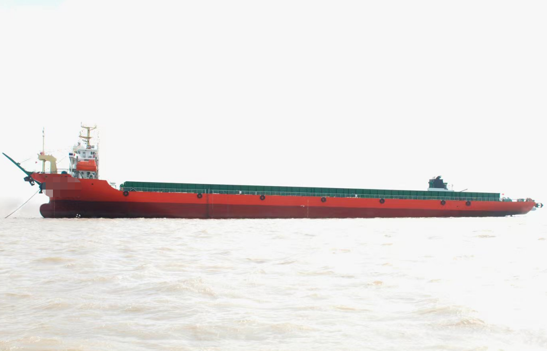 出售:【前驾前跳板甲板货船】15000吨，2023年浙江造