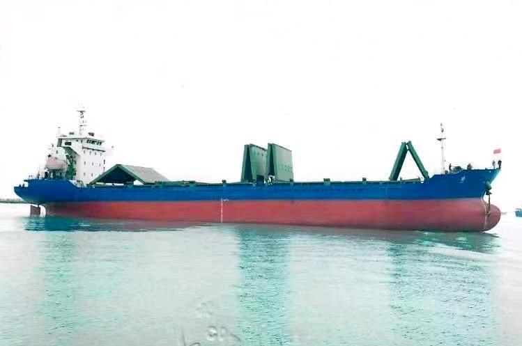出售2009年5000吨集装箱船