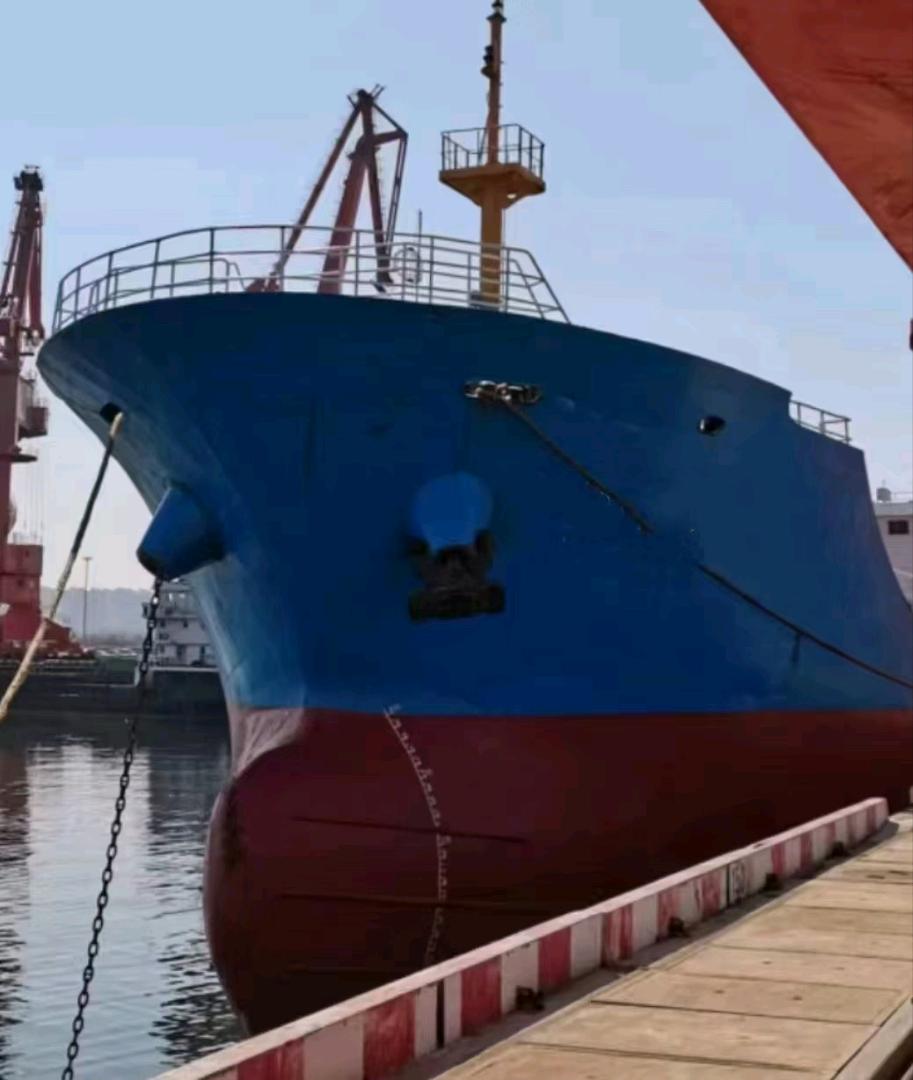 出售5010吨散货船