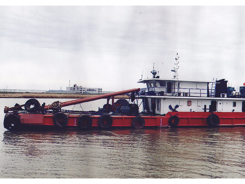 出售:【抛锚船】起锚15吨，25吨卷扬机，2015年，江苏造