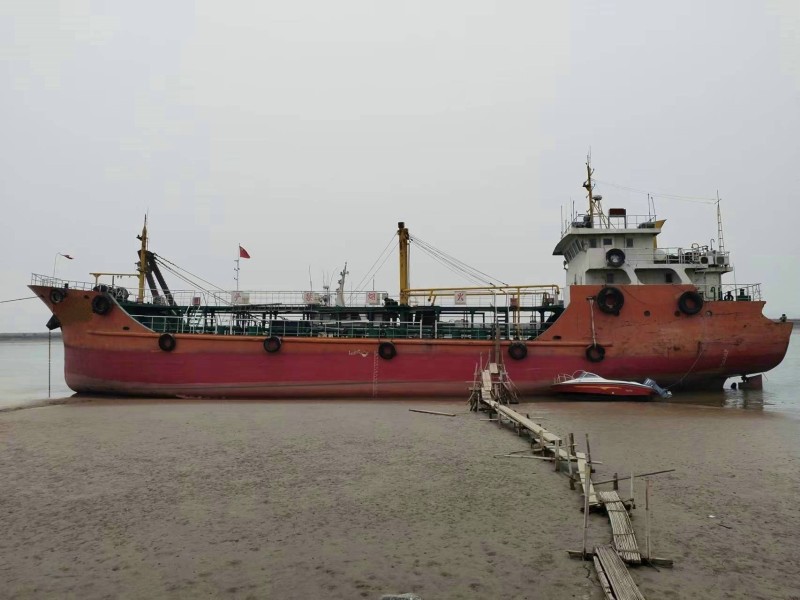 售：2011年沿海550吨双底单壳油船
