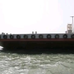 出售:沿海航区无动力甲板驳 ​ ​图1