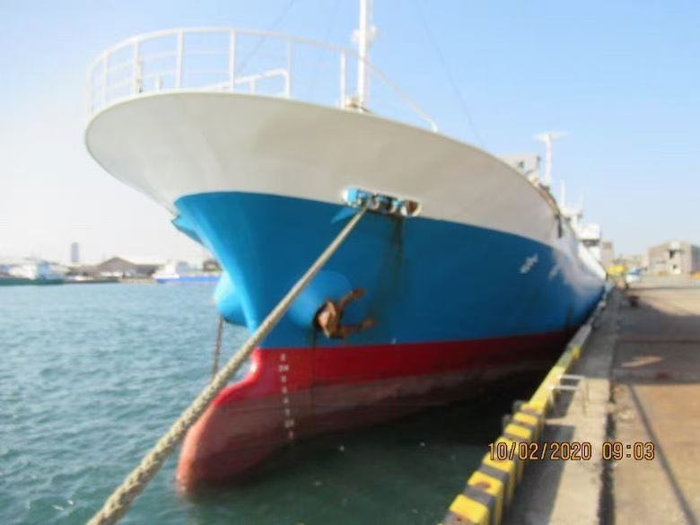 出售：92年日本造1500吨多用途船
