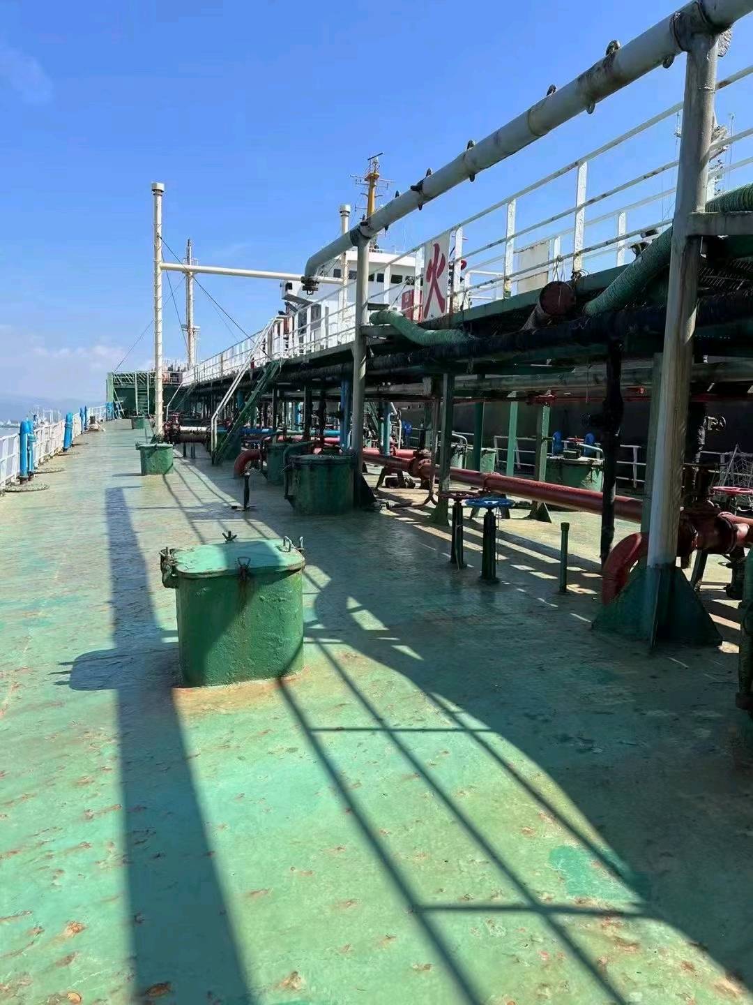 出售1000t，2000t，3000t油船