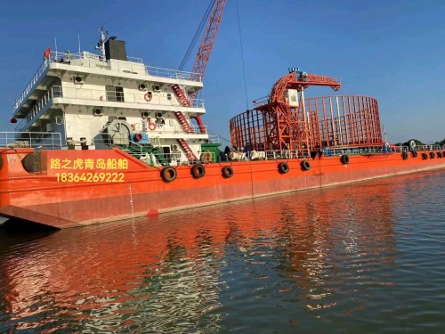 海上铺电缆船图3