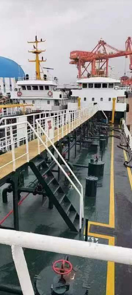 出售1000吨在航油船（闪点〉60‘C）双底双壳结构、带交通部运力 2009年8月浙江台州建造
