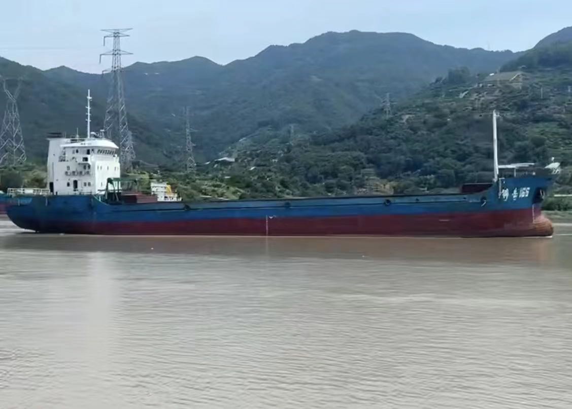 出售：2615吨多用途船 1998年浙江造    05年改建