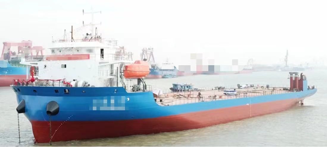 售2022年江苏造甲板货船6100吨