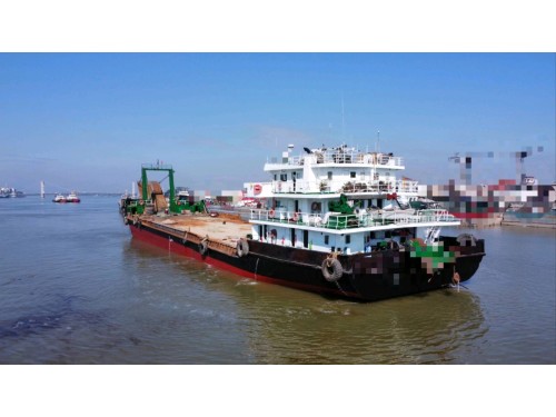 出售：《吉船街517》 2000吨甲板驳船/前跳/后驾 2014年10月安徽ZC完工