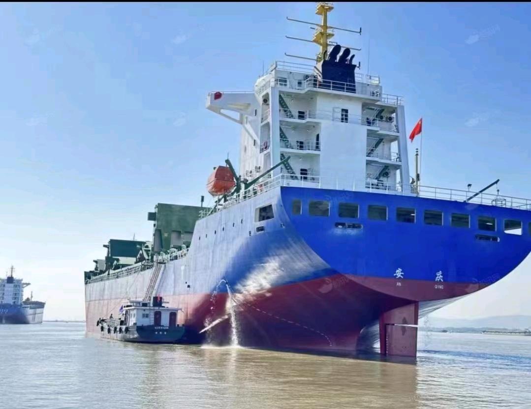 2023年安徽造24500吨多用途船
