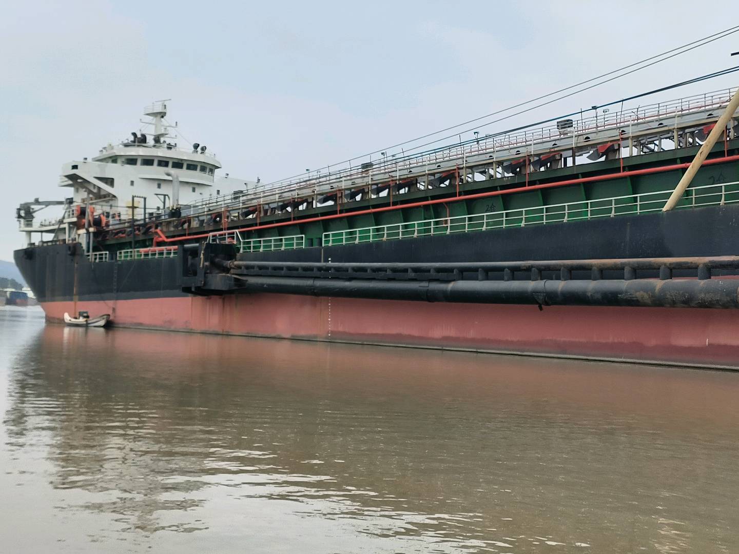 出售:15000吨自吸自卸沙船