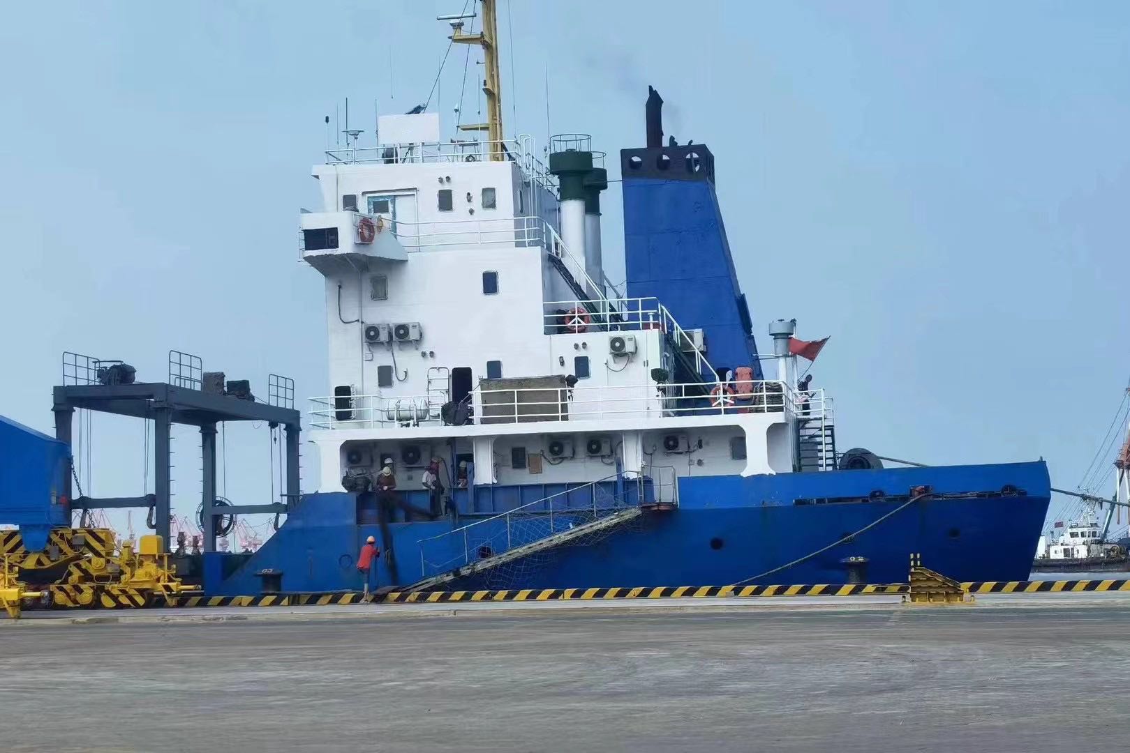 出售：6400吨双壳集装箱船 正常运量（箱）348TEU 2005年浙江象山建造 - 图片 2