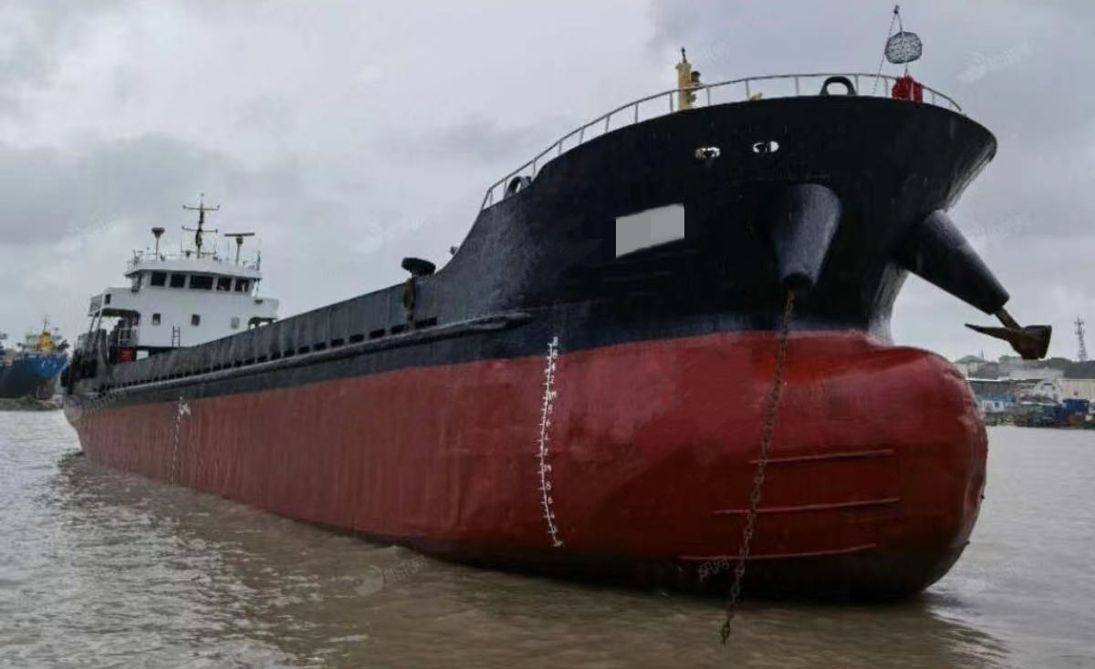 出售实载1350吨干货船 2011年8月连云港建造