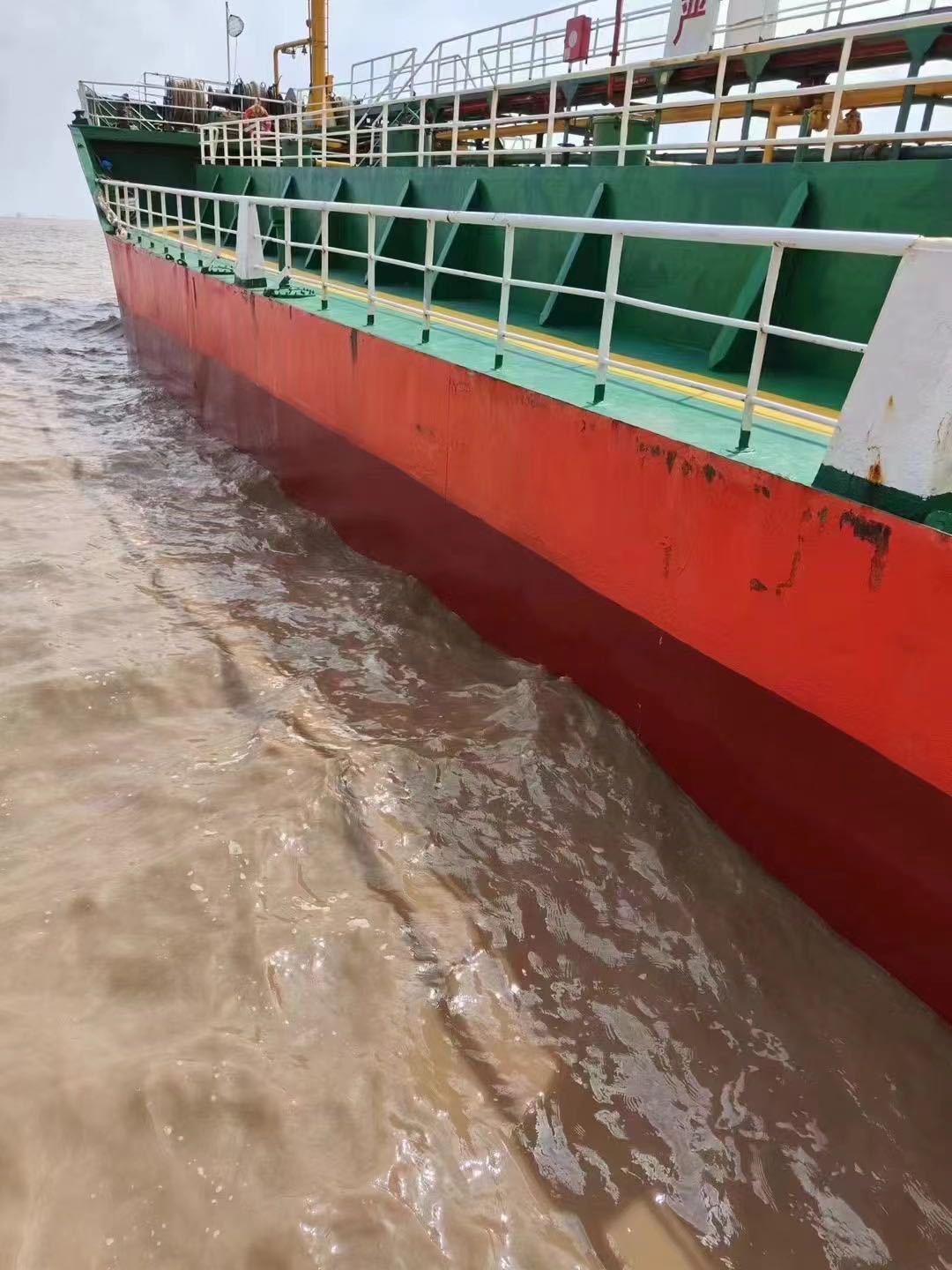 出售3269吨双底双壳在航油船 2004年浙江建造/2016年改建双壳