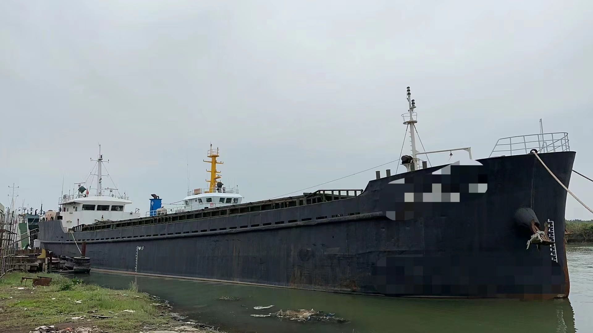 出售实载2000吨干货船 双底双壳，通舱结构/ 2011年6月浙江建造