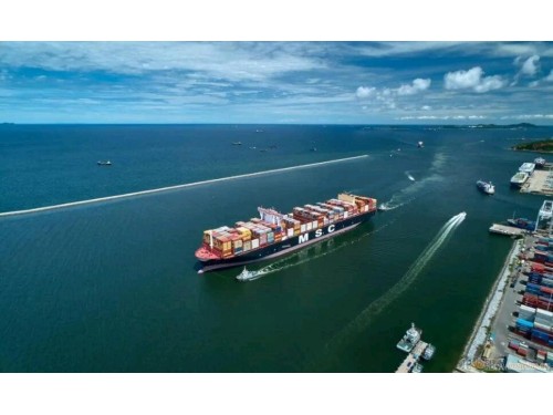 出售2024年30000吨CCS集装箱船 船舶类型：集装箱船