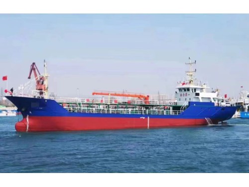 出售供油船：1000吨2019年CCS 船舶类型：油船（闪点＞60℃） 建造完工：2019
