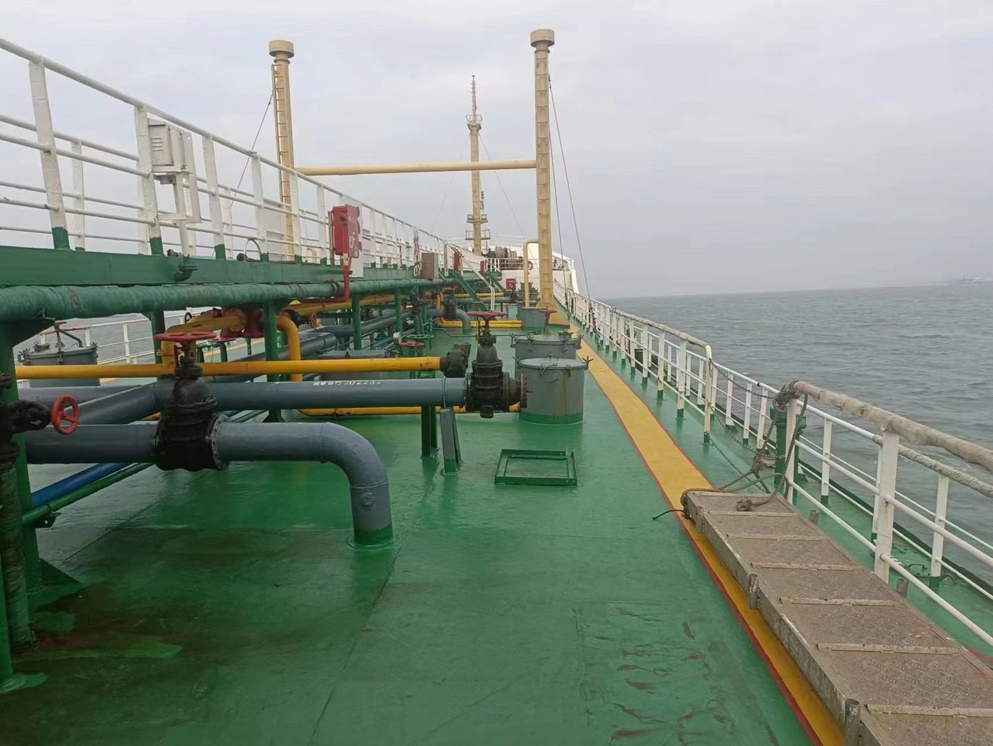 出售4700吨油船双底双壳结构 （不带运力、适合出口） 2004年浙江建造