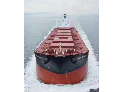 出售：10600吨在航多用途集装箱船CCS 总装载标箱：492TEU• 舱内：240TEU•     舱盖上：252TEU• 2005年11月浙江建造/ CCS船级社