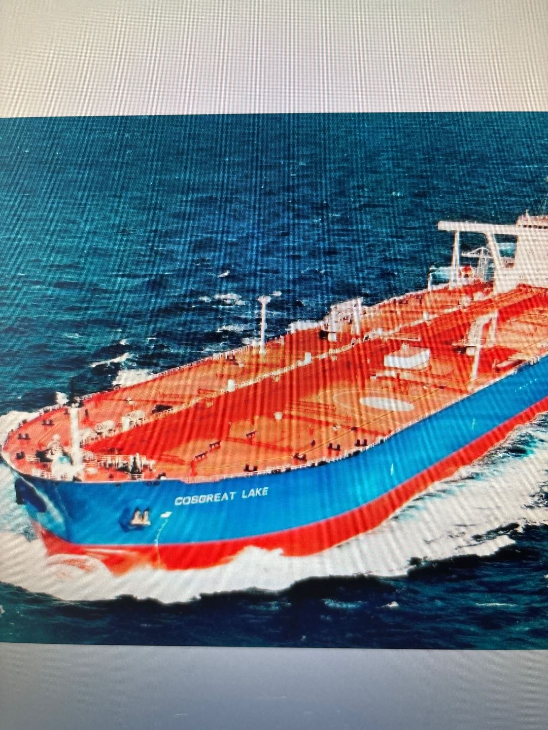 4000吨油船