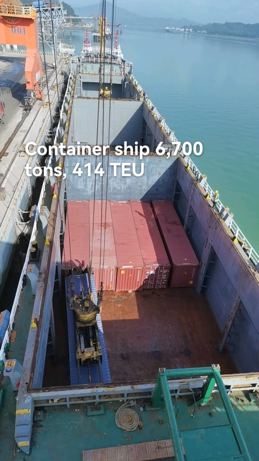 Sale of 6,700-ton container ships