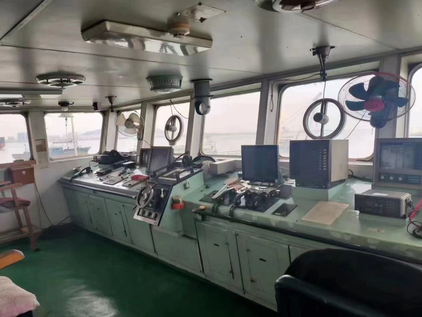 For sale: 1,500-ton double-bottom double-shell oil tanker, made in China in 2002, classification age - 图片 4