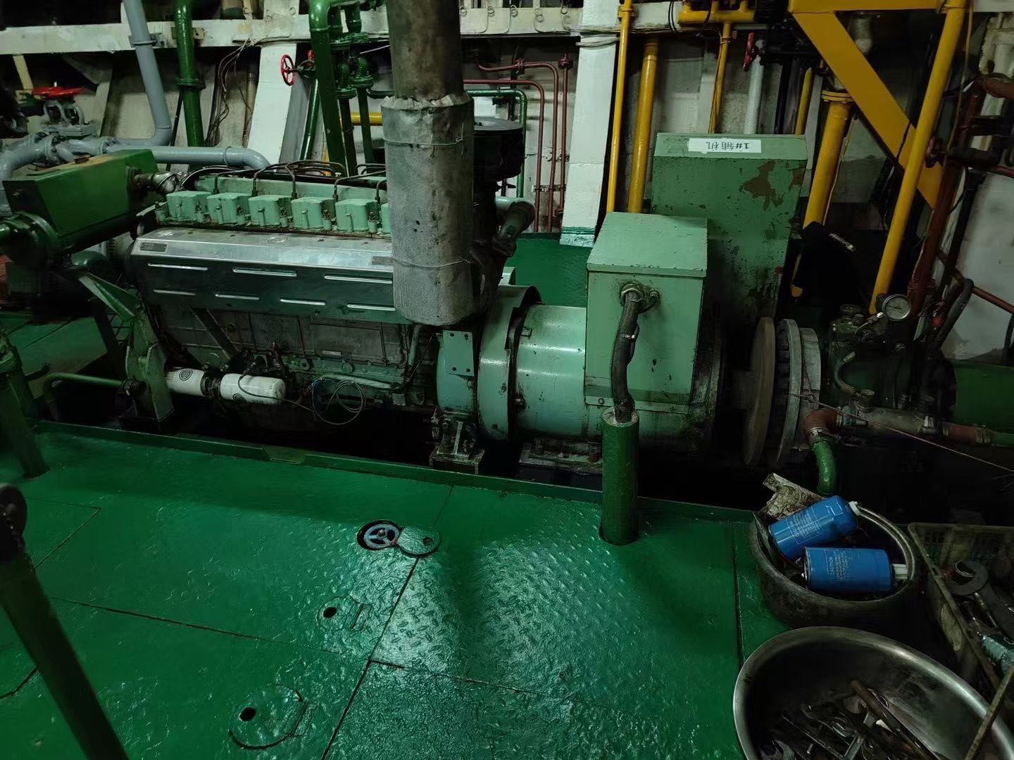 For sale: 1500T double-bottomed double-shell tanker, made in Zhejiang, China in 2010, CCS class. 出售： - 图片 5