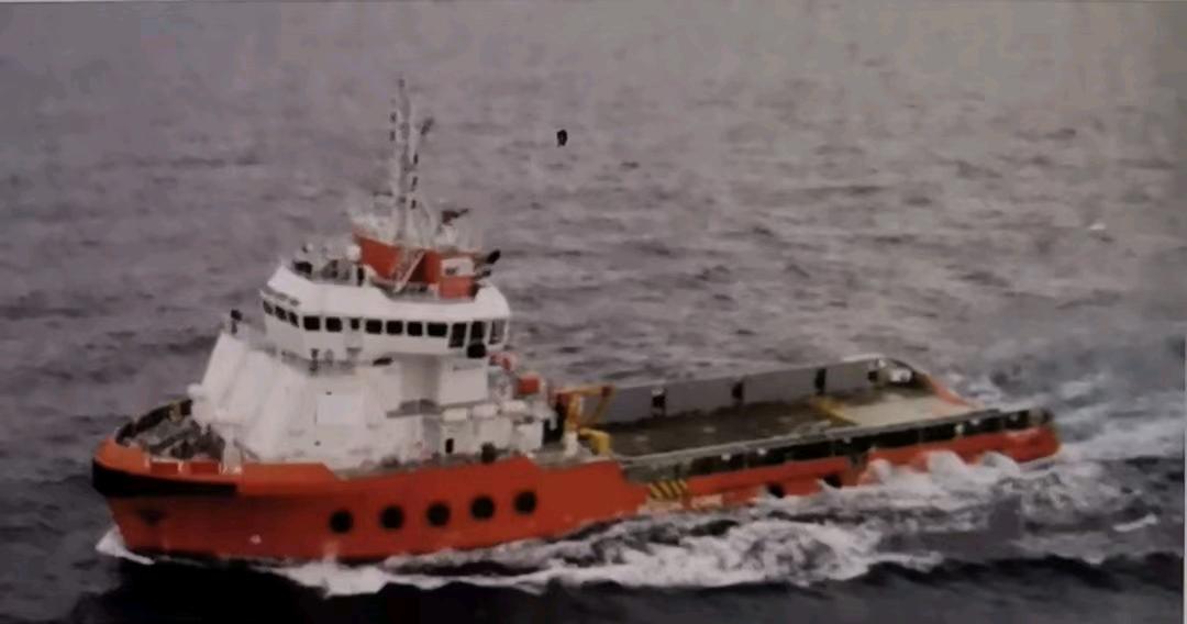 出售7340马力三用拖轮/Sell 7340BHPTugboat