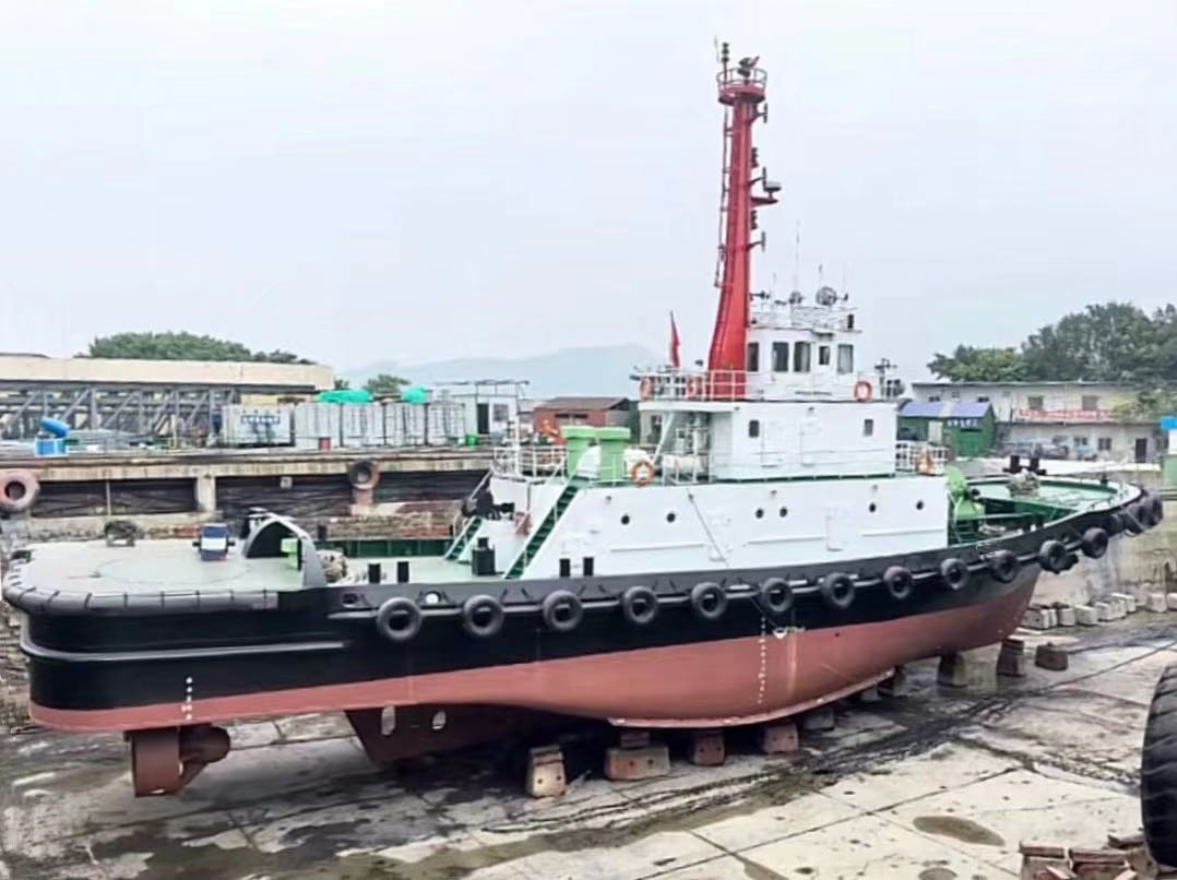 出售：3600马力全回转拖轮 ​2011年10月福建造/ 航  区：沿海A1+A2/ 船级社：CCS - 图片 3