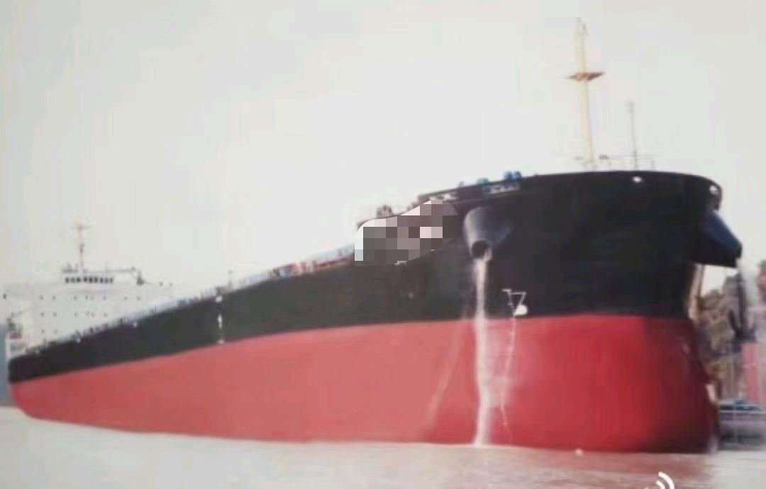 出售6600吨散货船Sell 6600-ton bulk carrier