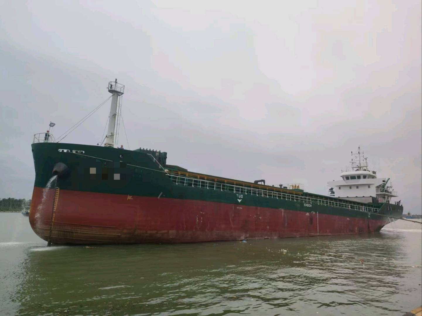 出售6700吨散货船Sell 6700-ton bulk carrier double hull