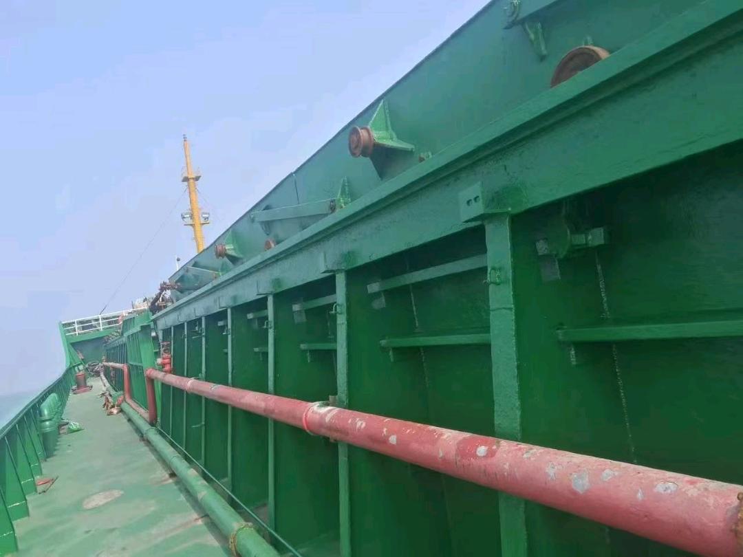 出售8500吨散货船Sell 8,500 tons bulk carrier