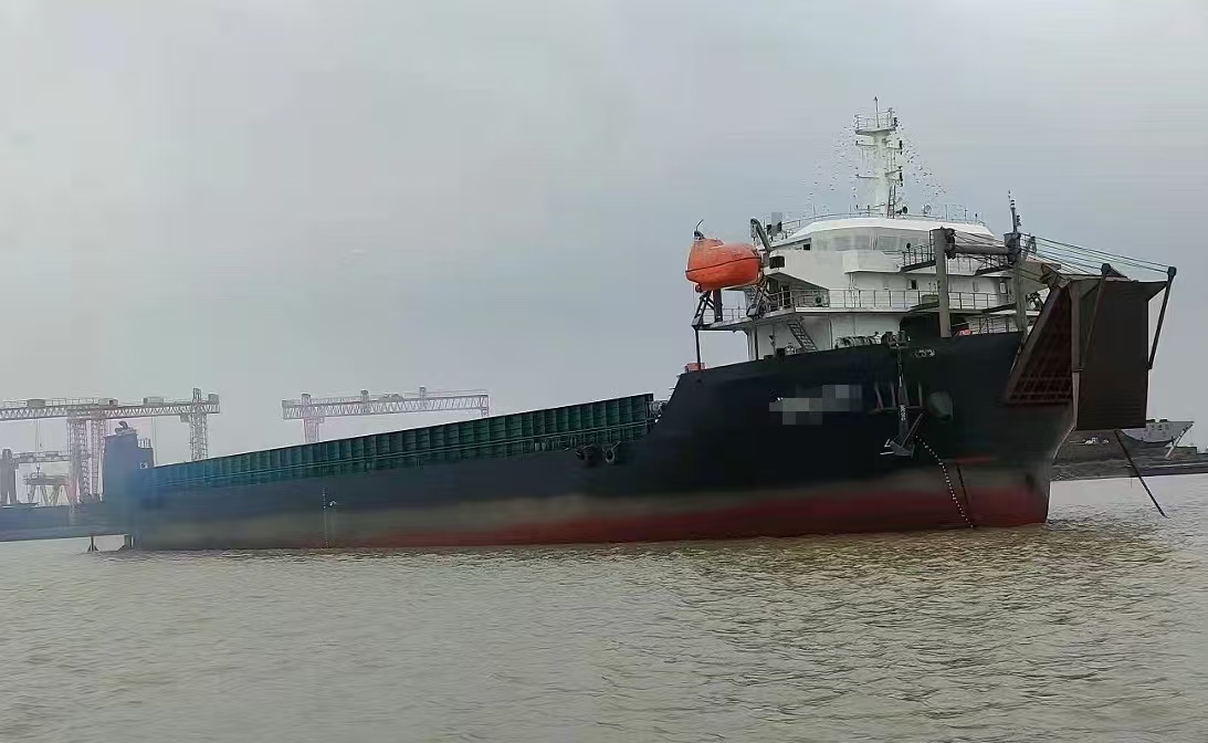 出售2020年浙江造5000吨前跳前驾甲板货船