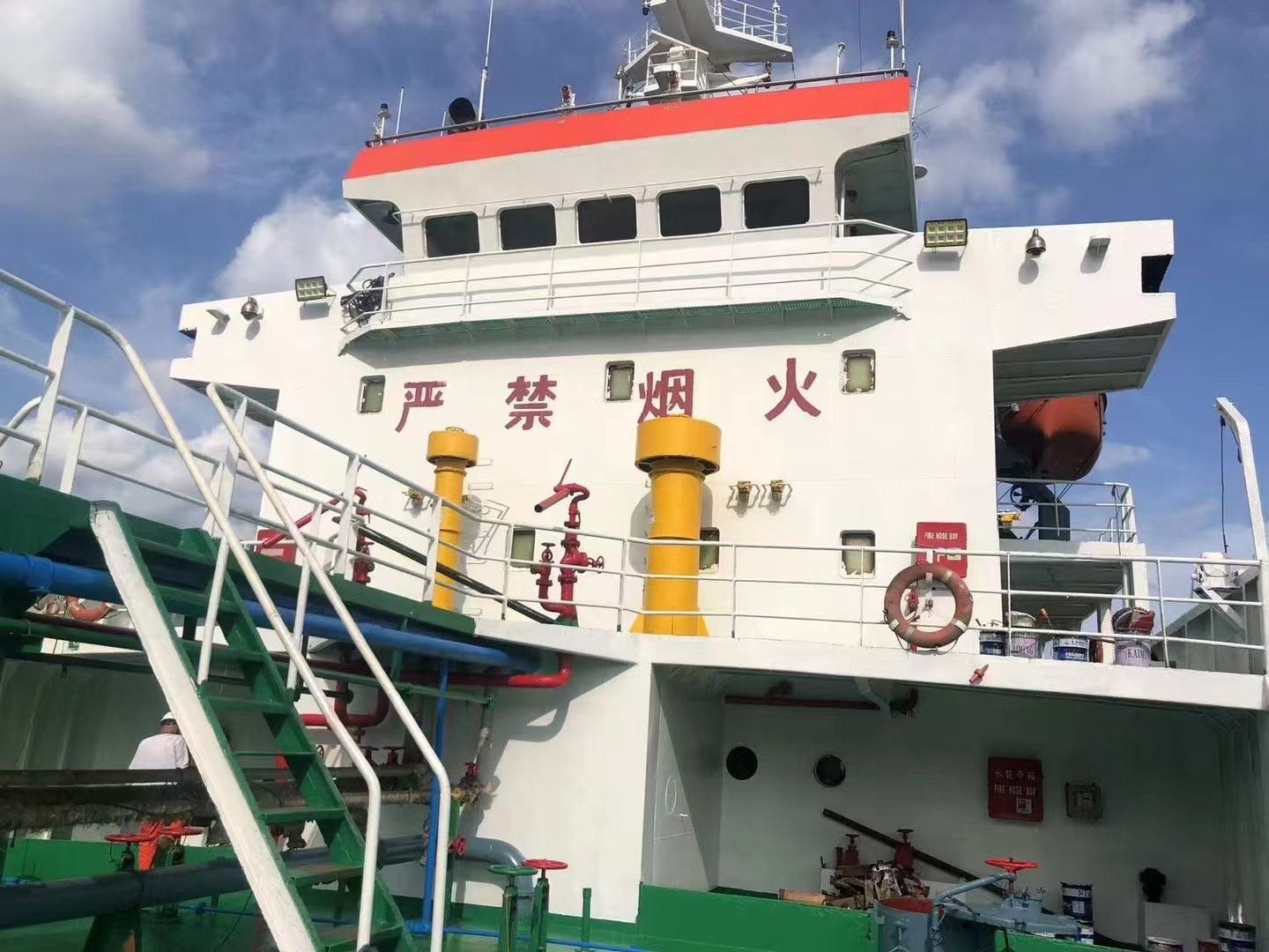 出售：3800吨油船（闪点&lt;60’C）       （已经全部保养好） 建造年份：2006年11月 建造地址： 中国 浙江 - 图片 6