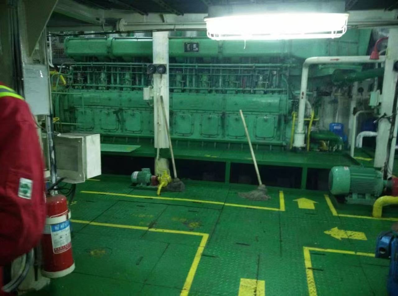 出售：6000马力三用拖轮 船舶类型（供应拖轮） 建造年份：2010年 建造地址：中国 福建