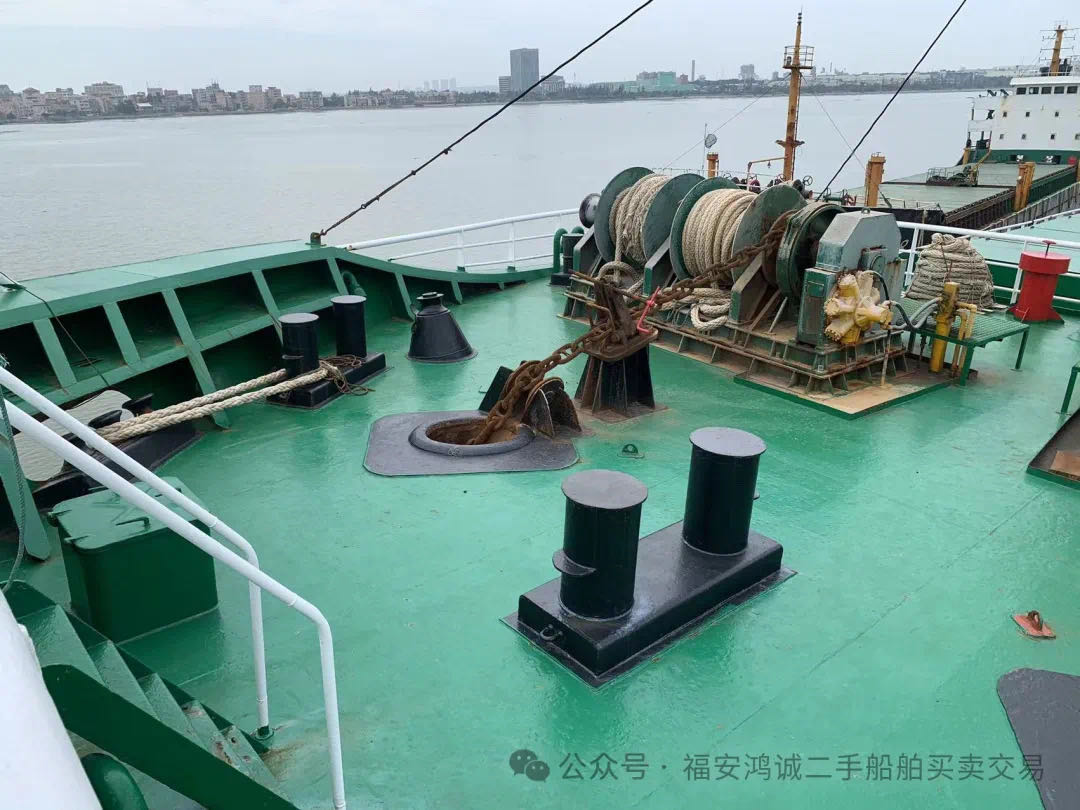 出售：9880吨散货船 建造年份：2008年12月 建造地址：中国