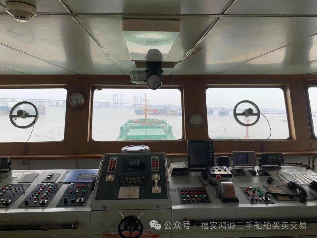 出售：9880吨散货船 建造年份：2008年12月 建造地址：中国