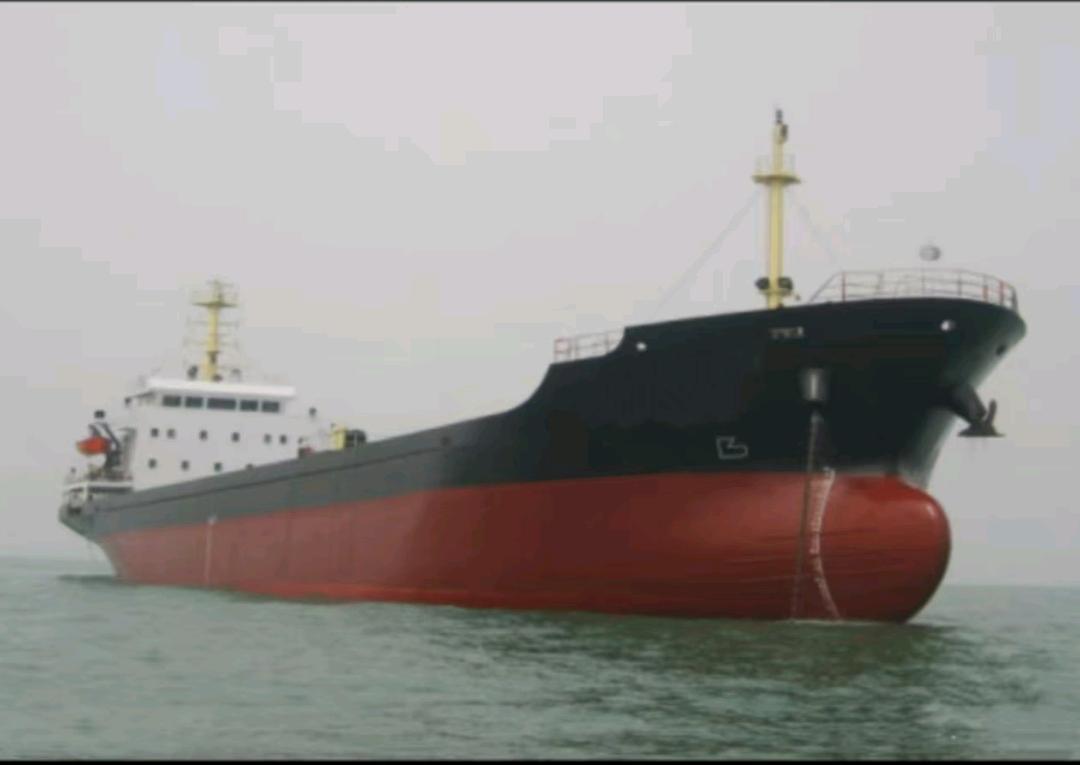 出售5600吨多用途船Sell 5,600-ton multi-purpose ship