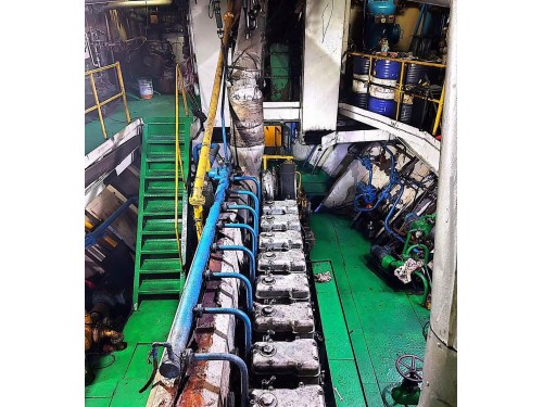 出售：2916吨集装箱船 装载标箱：180 TEU 建造年份：2006年8月 建造地址：中国 福建图4