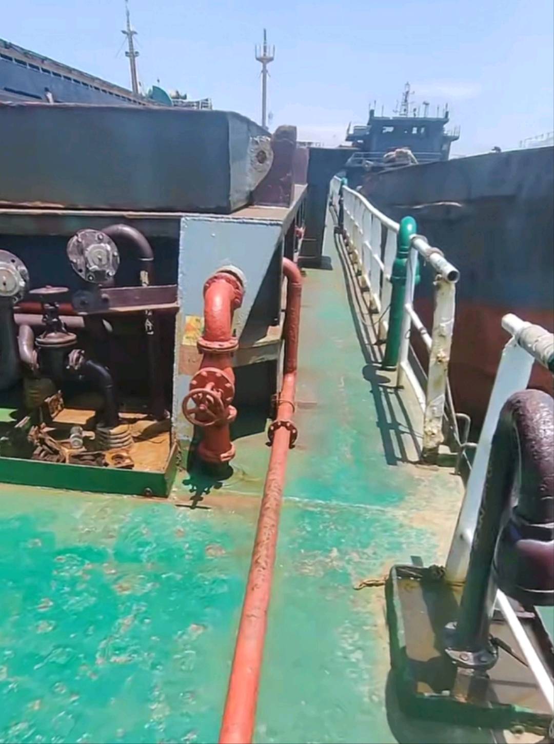 出售2916吨集装箱船180TEUSell 2916-ton container ship 180TEU - 图片 3