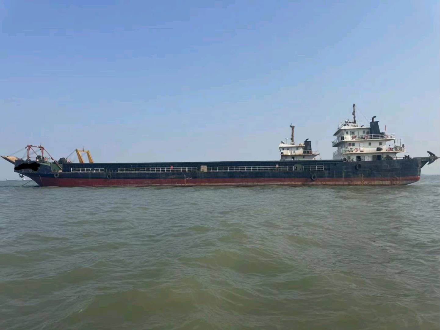 待售：3500吨后驾甲板驳For Sale: 3,500-ton Deck Barge