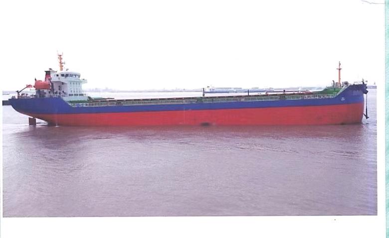 出售9800吨散货船Sell 9800ton bulk carrier