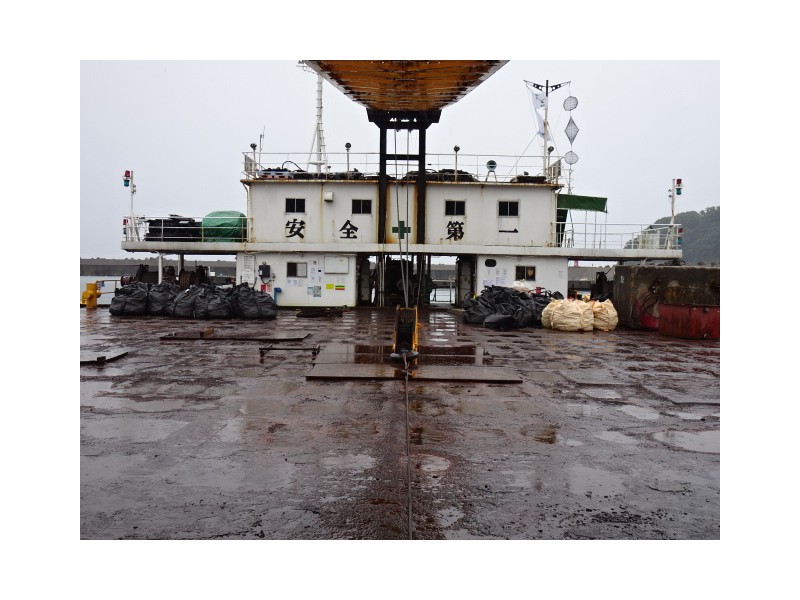日本 建造 300t  全回转 起重船 （非自航 浮吊船）