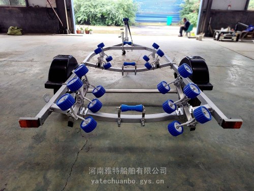 雅特冲锋舟拖车 橡皮艇拖车 船艇拖车图3