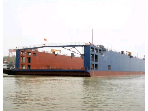 出售7000吨举力浮船坞Sell 7,000 tons of lift floating dock图1