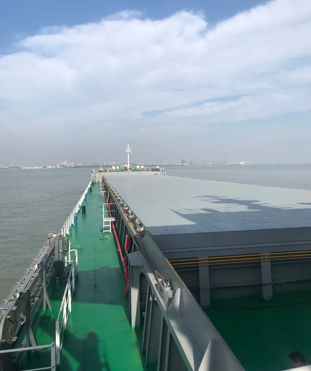 出售：16000吨散货船 建造年份：2021年 建造地址：中国 江苏